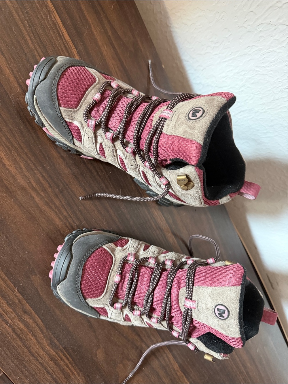 Merrell Women's Moab Hiking Boots J06052 Size 8 USA 5.5 UK 38.5 EUR